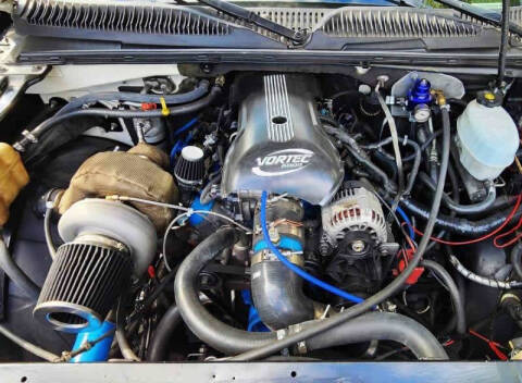 2004 Cadillac Escalade