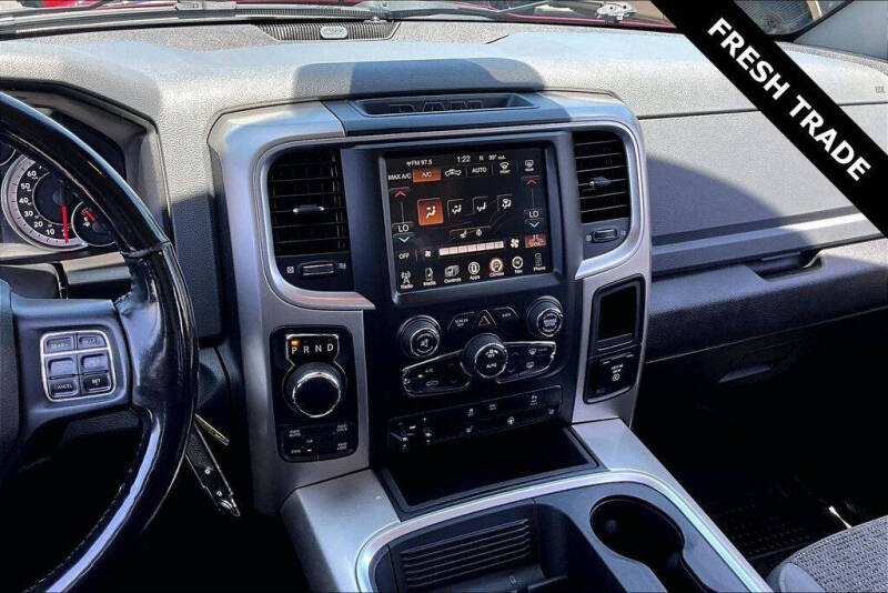2017 RAM 1500 SLT