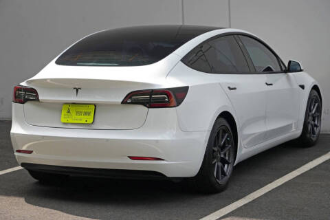 2021 Tesla Model 3 Standard Range Plus