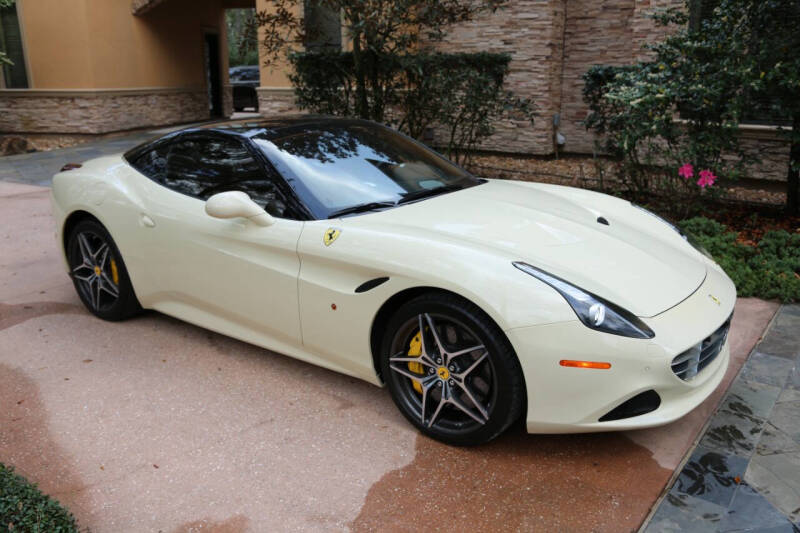 2016 Ferrari California T