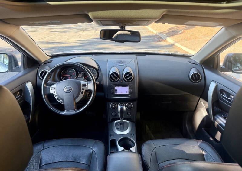 2011 Nissan Rogue SV