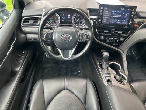 2023 Toyota Camry Hybrid XLE