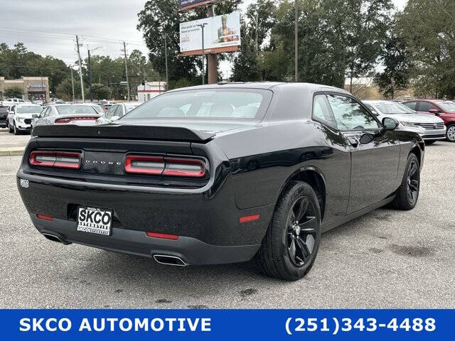 2019 Dodge Challenger SXT