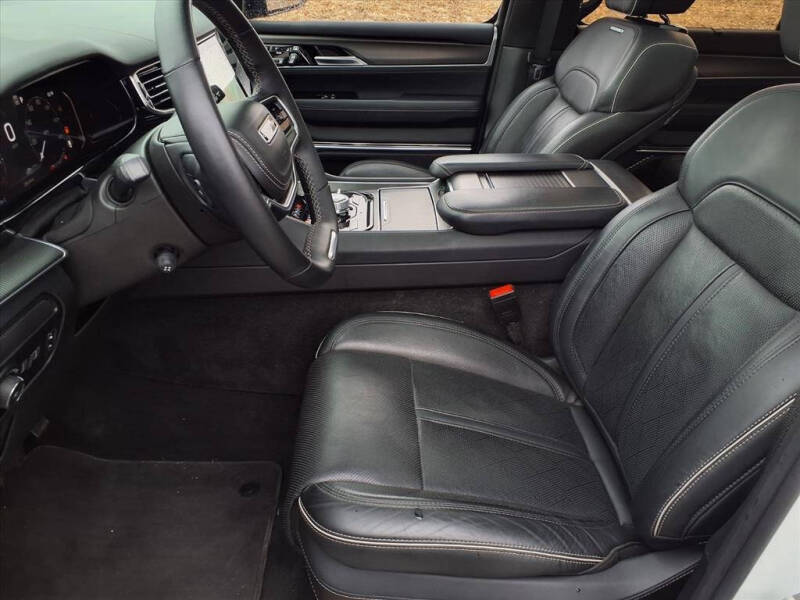 2023 Jeep Grand Wagoneer Obsidian