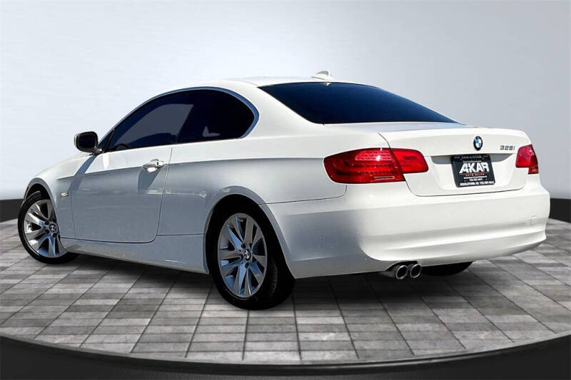 2013 BMW 3 Series 328i