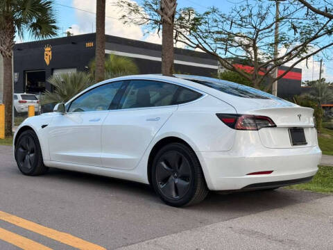 2019 Tesla Model 3 Standard Range