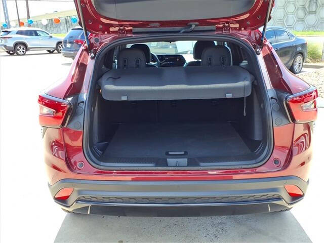 2025 Chevrolet Trax RS