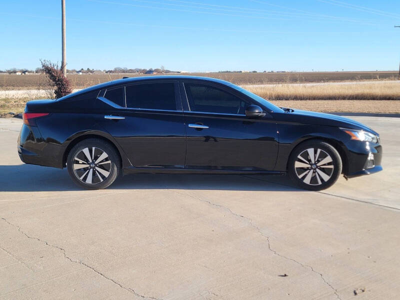 2022 Nissan Altima 2.5 SV