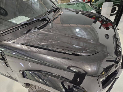 2024 Land Rover Defender 110 V8 P525