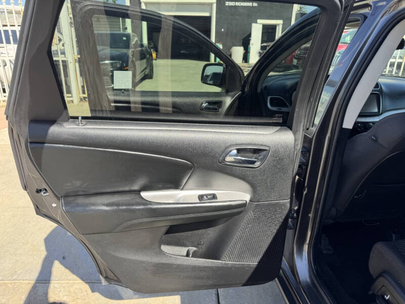 2019 Dodge Journey SE