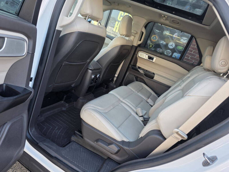 2020 Ford Explorer Platinum