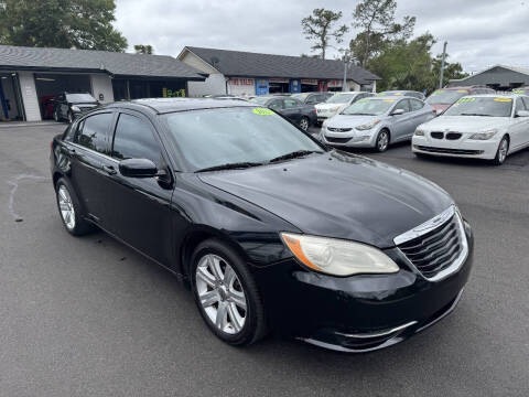 2013 Chrysler 200 Touring