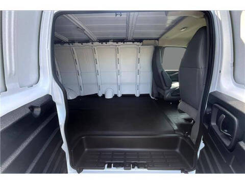 2026 Chevrolet Express 2500