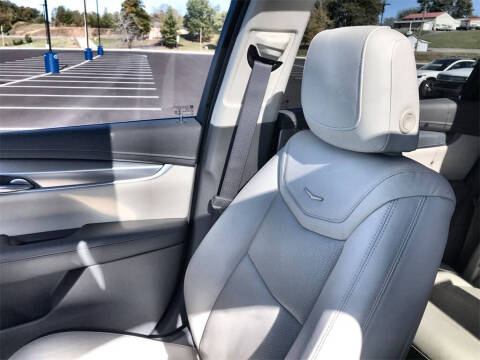 2020 Cadillac XT5 Premium Luxury