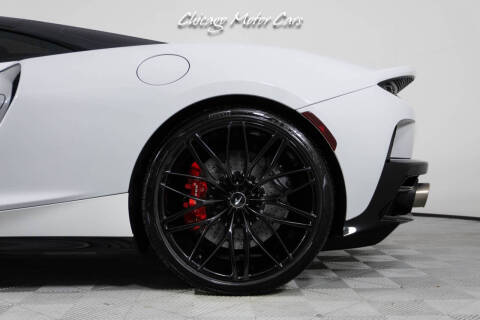 2023 McLaren GT