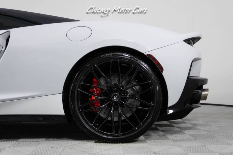 2023 McLaren GT