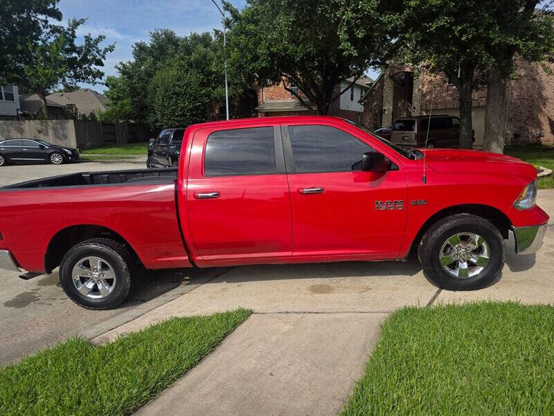 2017 RAM 1500 SLT