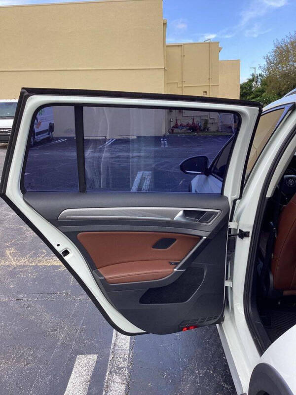 2017 Volkswagen Golf Alltrack