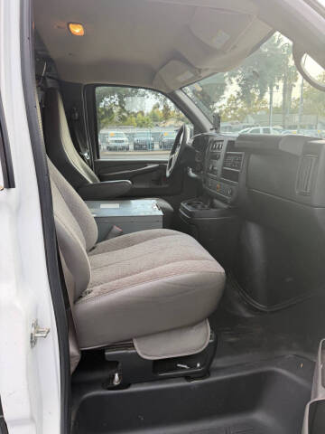2013 Chevrolet Express 2500