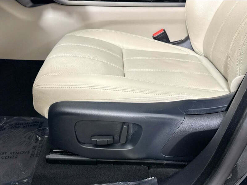 2019 Land Rover Range Rover Velar P250 S