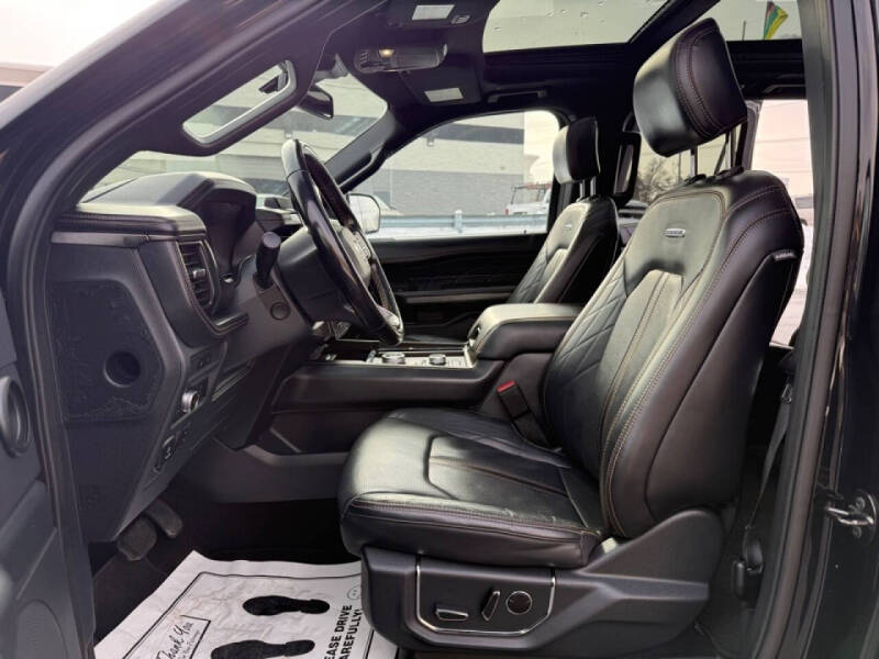 2022 Ford Expedition MAX Platinum