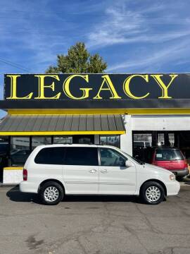 2003 Kia Sedona for sale at Legacy Auto Sales in Yakima WA