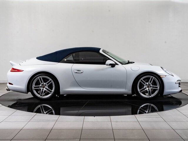 2015 Porsche 911 Carrera