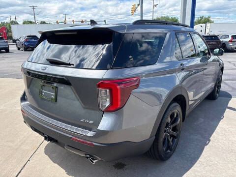 2024 Ford Explorer ST-Line
