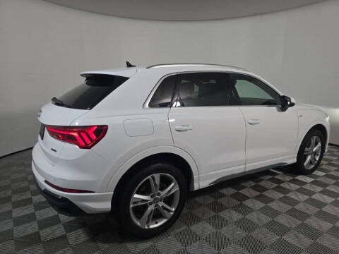 2019 Audi Q3 quattro S line Prem Plus 45 TFSI
