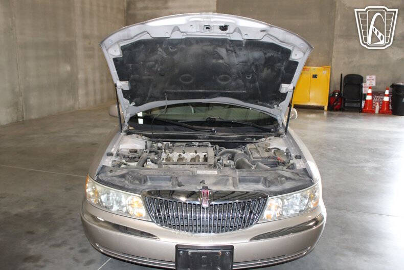 1999 Lincoln Continental