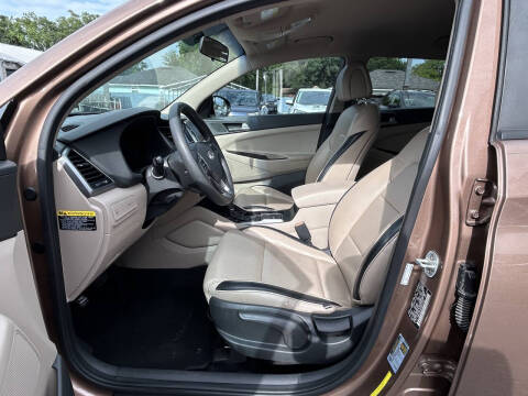 2017 Hyundai Tucson SE