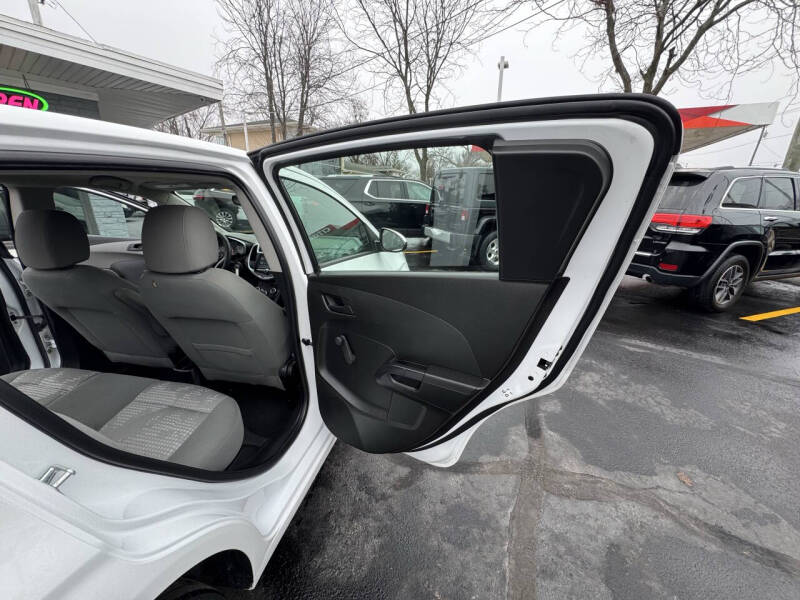 2017 Chevrolet Sonic LT Auto Fleet