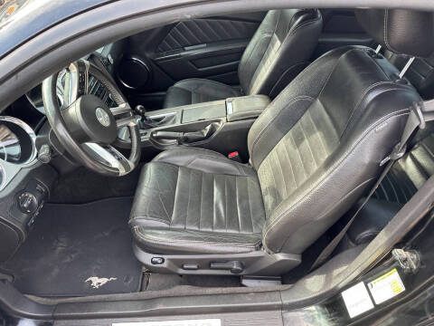 2012 Ford Mustang V6 Premium