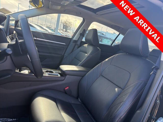 2025 Nissan Altima 2.5 SR