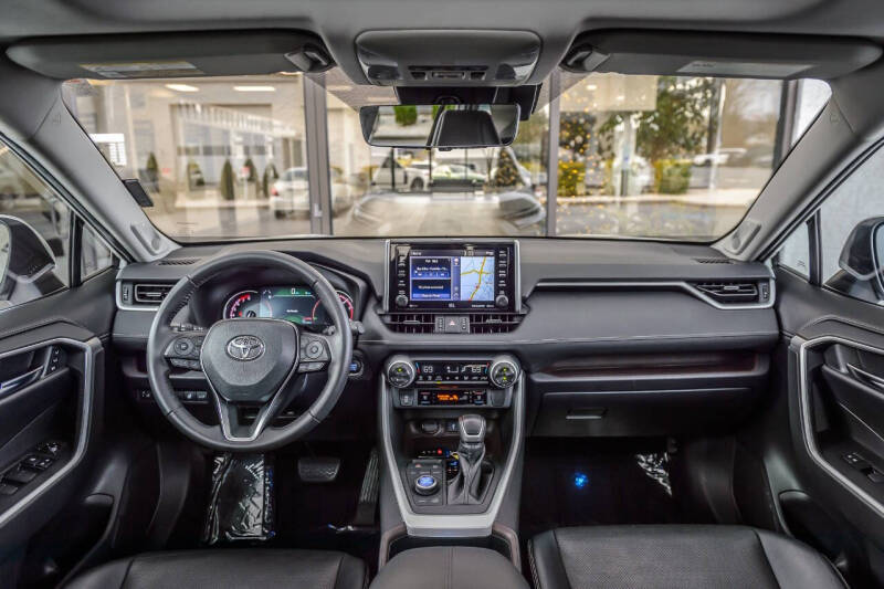 2020 Toyota RAV4 Limited