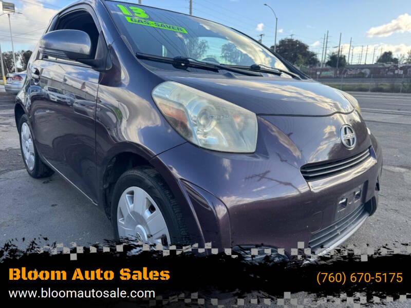 2013 Scion iQ 1.3 CVT's photo