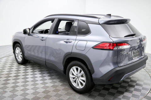 2025 Toyota Corolla Cross LE