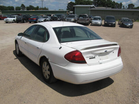 2004 Ford Taurus SEL
