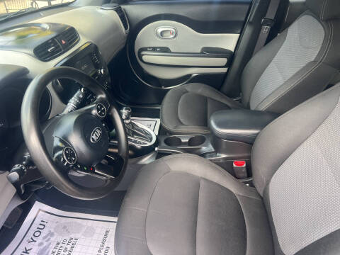 2017 Kia Soul +