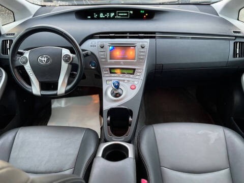 2013 Toyota Prius Five