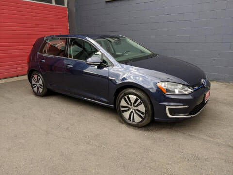 2016 Volkswagen e-Golf SE