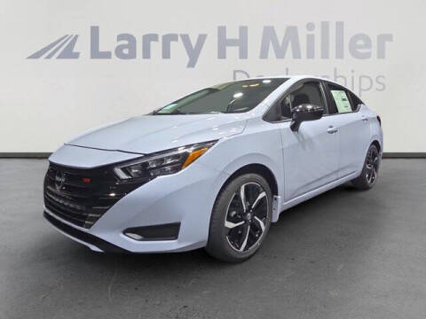 2025 Nissan Versa SR