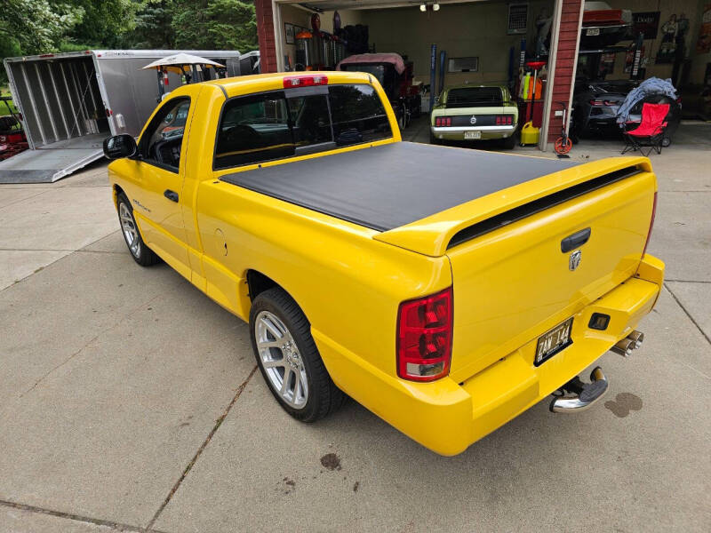 2005 Dodge Ram 1500 SRT-10