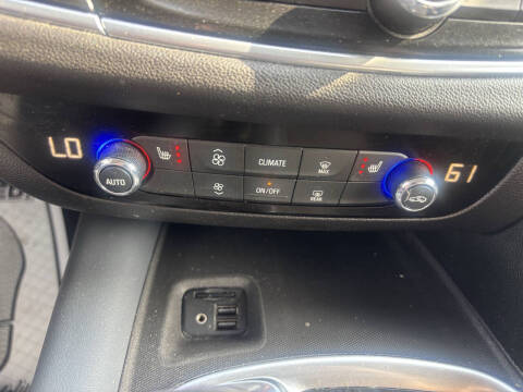 2021 Buick Enclave Essence