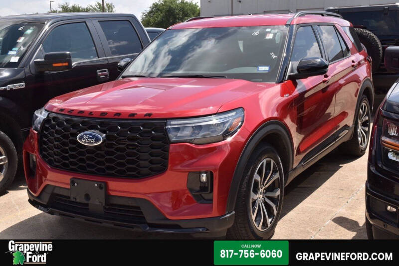 2025 Ford Explorer ST-Line