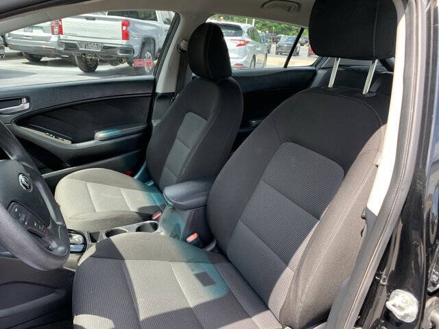 2017 Kia Forte5 LX