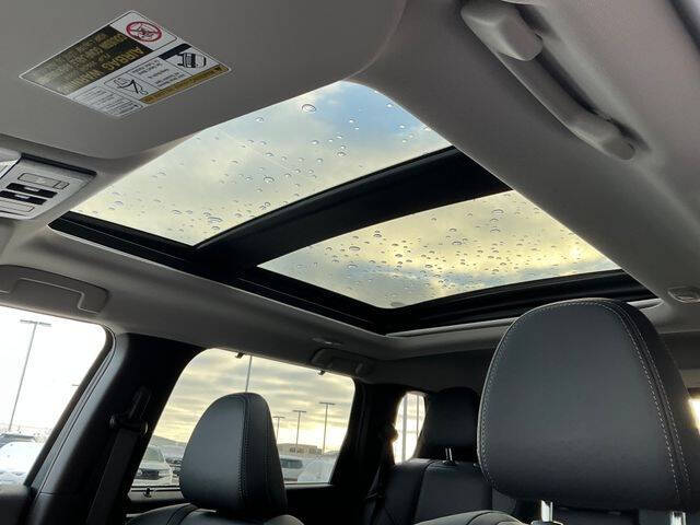 2025 Mitsubishi Outlander PHEV SEL