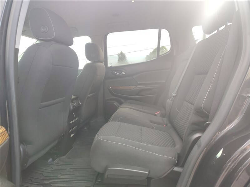 2018 GMC Acadia SLE-2