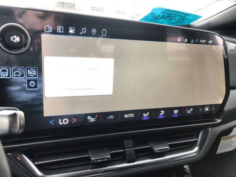 2026 Chevrolet Equinox EV LT 1