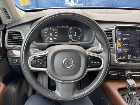 2019 Volvo XC90 T6 Momentum